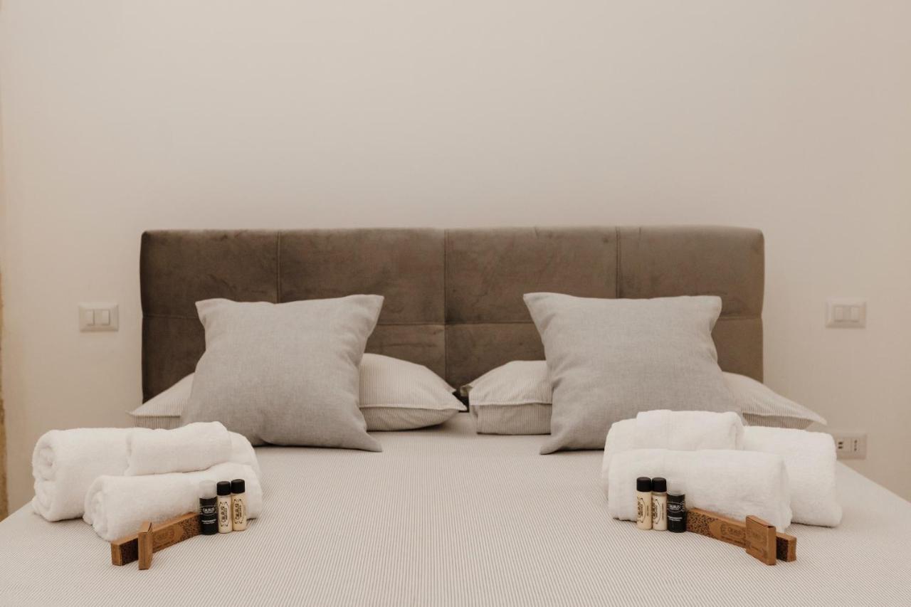 I Dammusi Di Via Vittorio Veneto Apartment Syracuse ภายนอก รูปภาพ